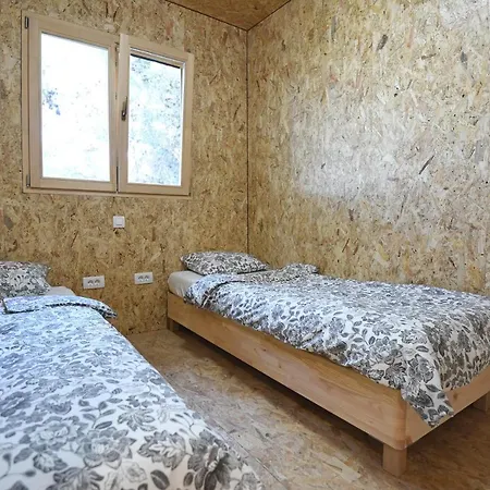 Treehouses Glamping Robinson Holiday home *