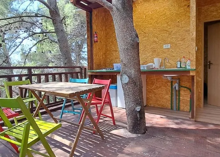 Treehouses Glamping Robinson Ljubač